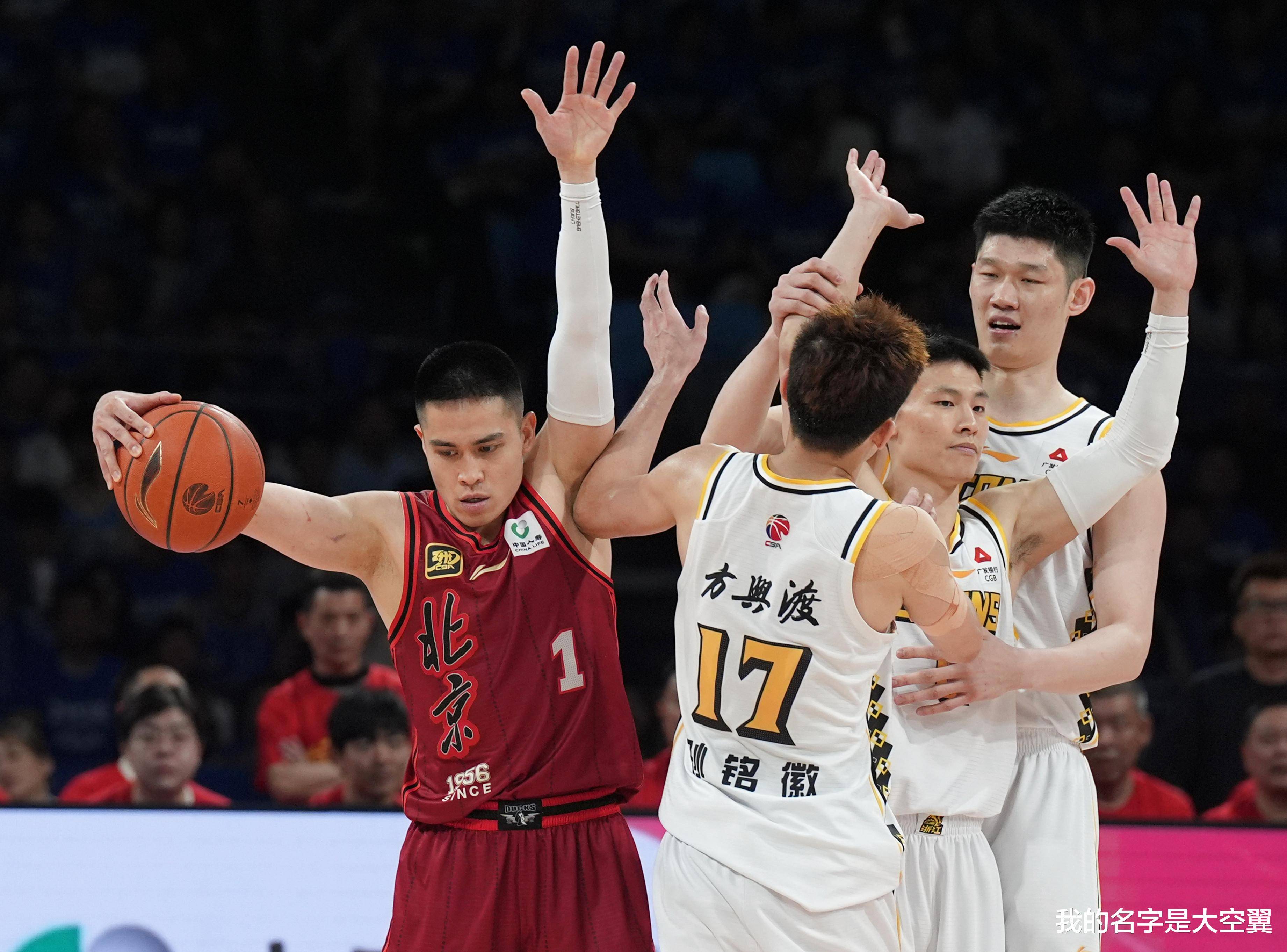 载lol新手成长礼包-包含集结日广厦男篮官宣签约：欧篮联节点到来；震撼外界；球探报告显示潜力的词条