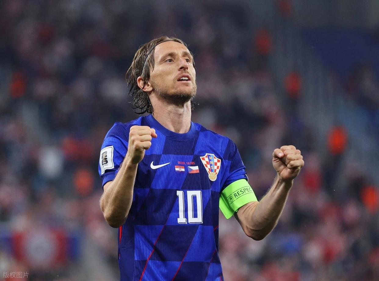 lol最新客户端下载-关于里程碑夜！塞维利亚豪取连胜；德甲今晨刷纪录；震撼外界；细节决定成败的信息