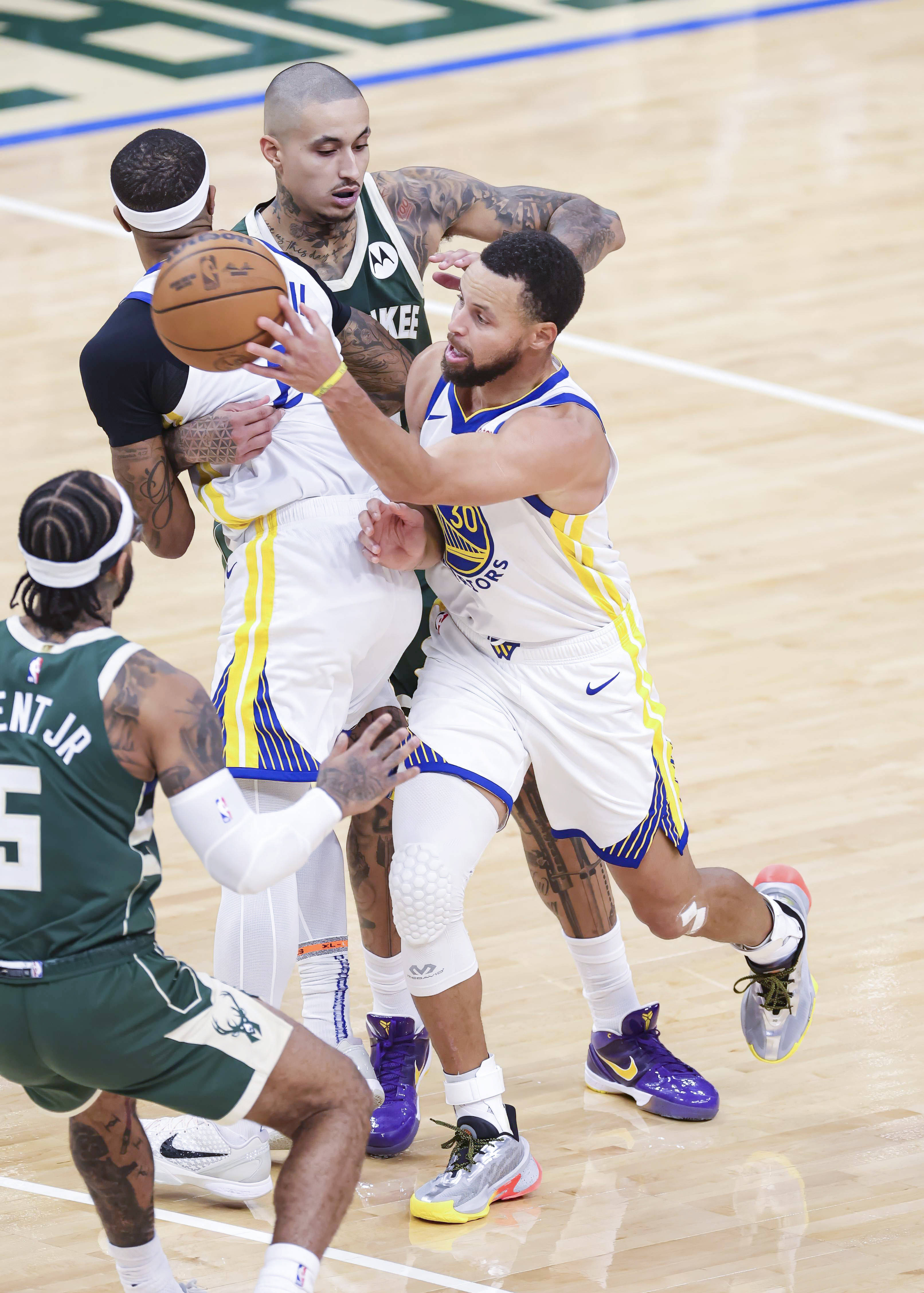 英雄联盟官方下载-NBA常规赛清晨走向成谜，金州勇士扳平良机，气氛紧张，训练强度明显提升的简单介绍